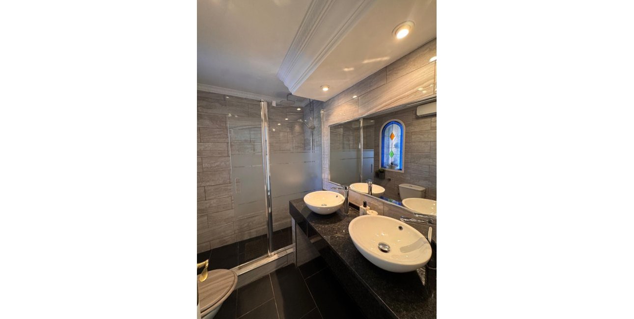 Resale - Villa -
San Miguel de Salinas - Blue Lagoon