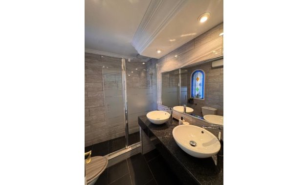 Resale - Villa -
San Miguel de Salinas - Blue Lagoon