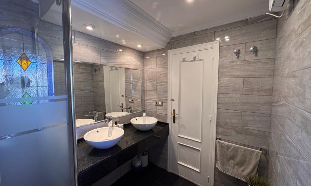 Resale - Villa -
San Miguel de Salinas - Blue Lagoon