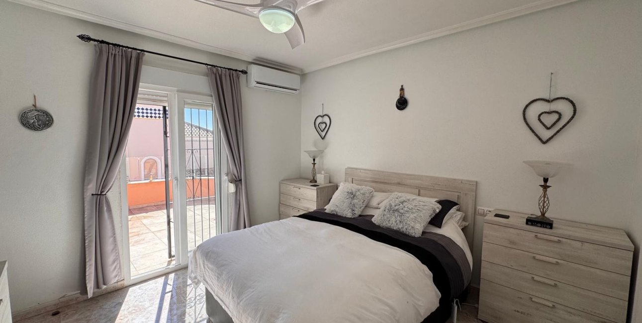 Resale - Villa -
San Miguel de Salinas - Blue Lagoon