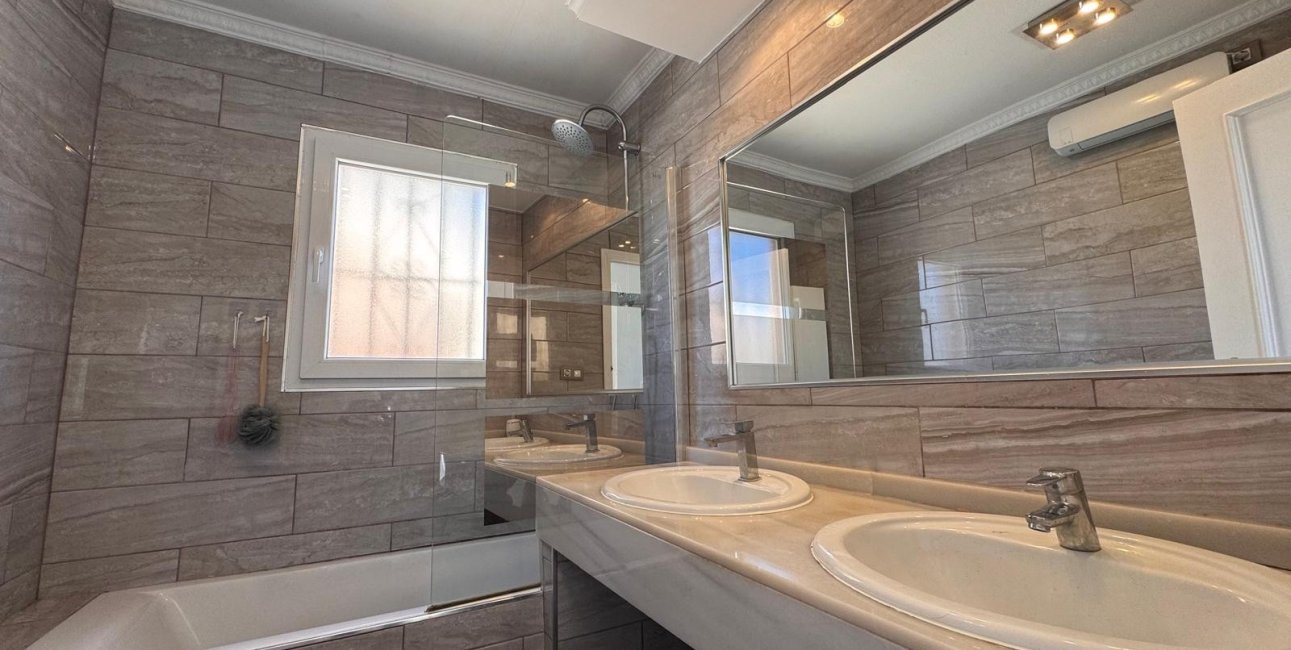 Resale - Villa -
San Miguel de Salinas - Blue Lagoon