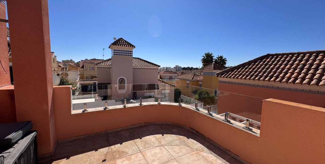 Resale - Villa -
San Miguel de Salinas - Blue Lagoon