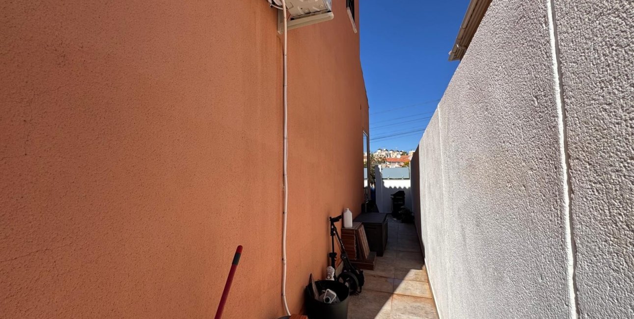 Resale - Villa -
San Miguel de Salinas - Blue Lagoon