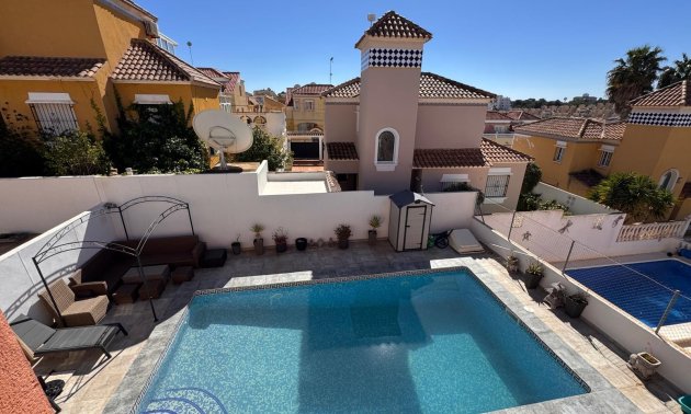 Resale - Villa -
San Miguel de Salinas - Blue Lagoon