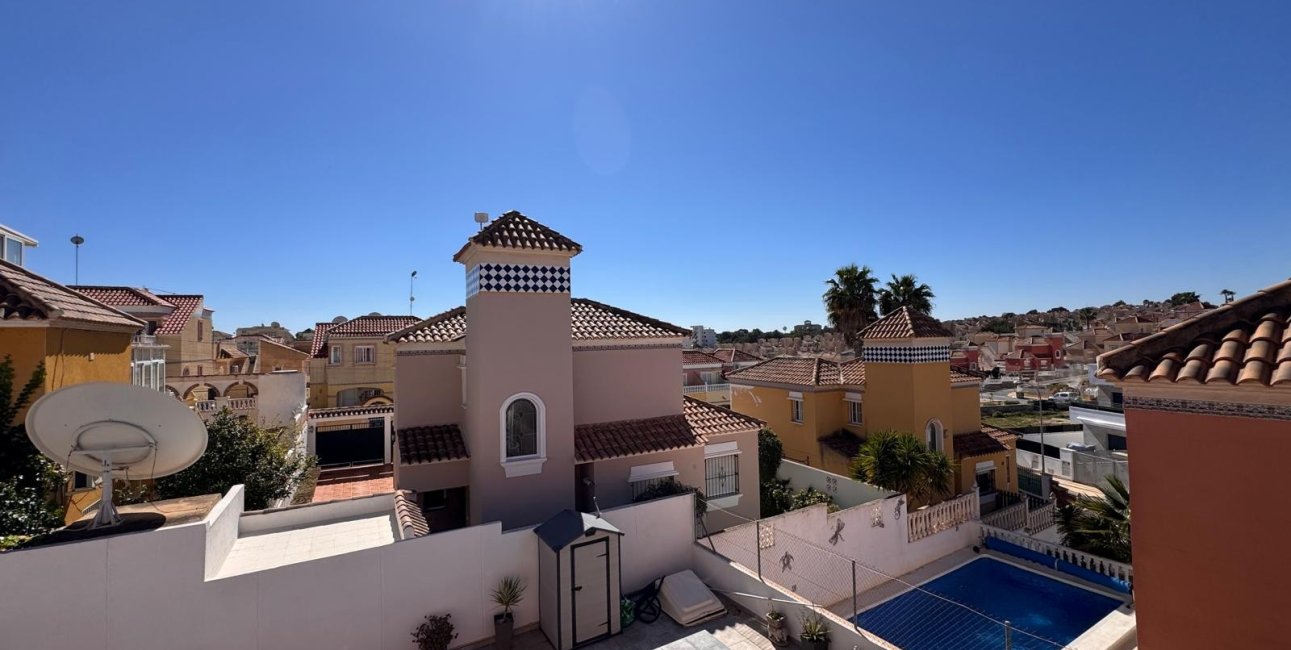 Resale - Villa -
San Miguel de Salinas - Blue Lagoon