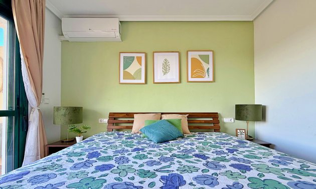 Resale - Townhouse -
Orihuela - Orihuela Costa