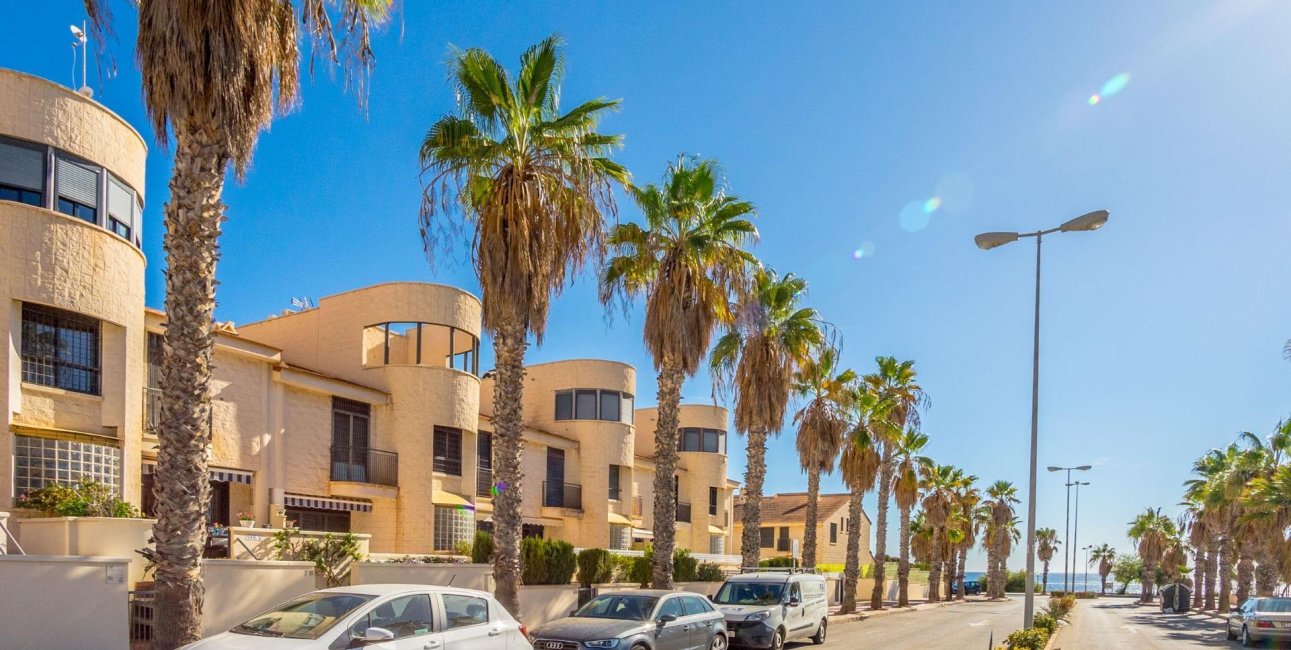 Rynek wtórny - Casa -
Orihuela Costa - Cabo Roig