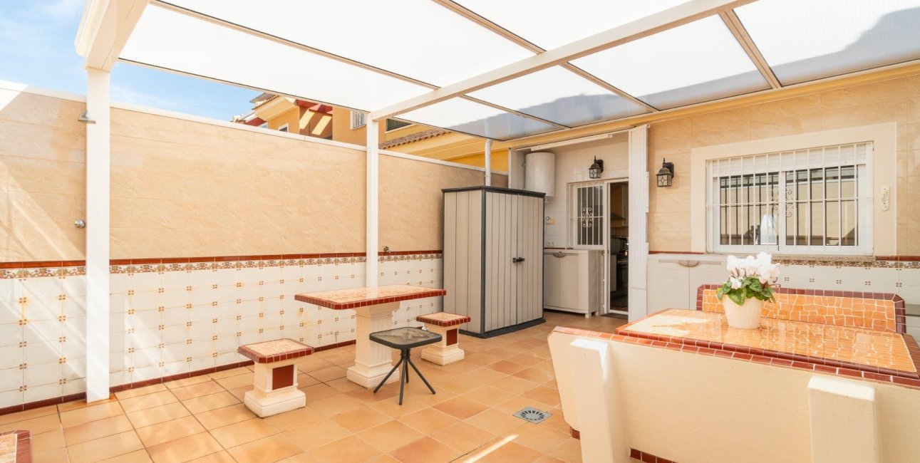 Resale - Townhouse -
Orihuela Costa - Villamartin