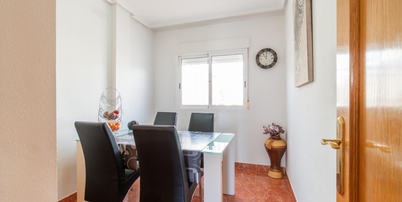 Resale - Townhouse -
Orihuela Costa - Villamartin