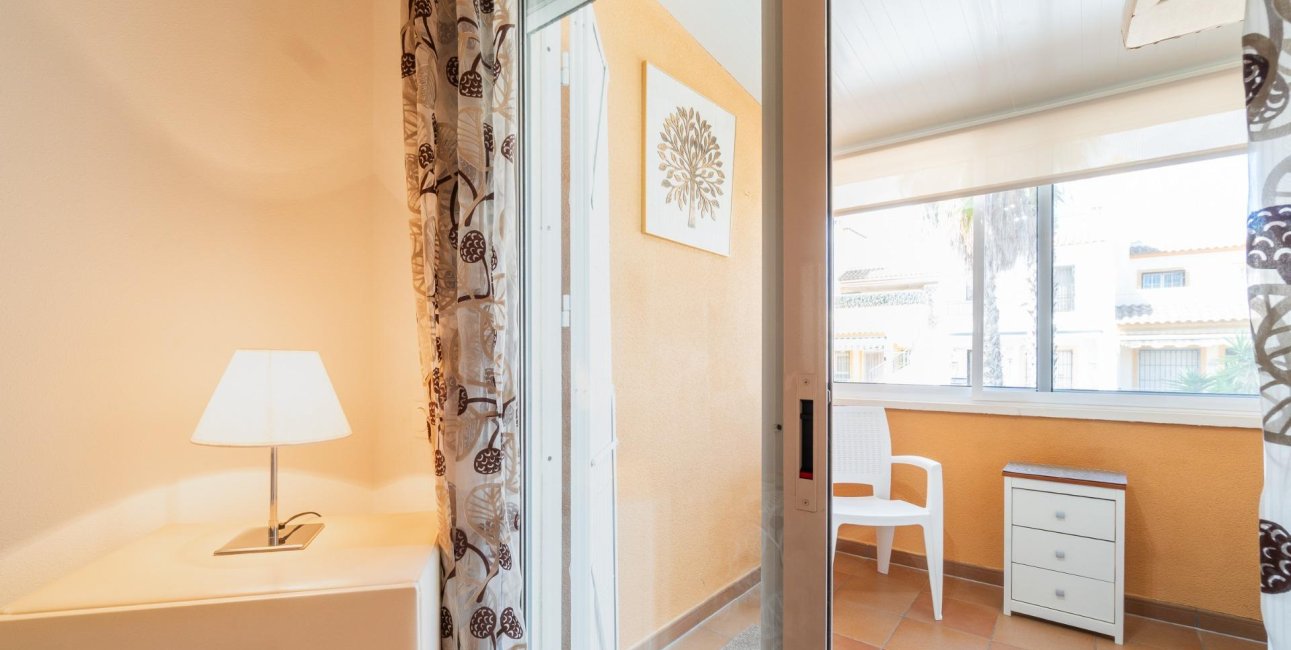 Resale - Townhouse -
Orihuela Costa - Villamartin