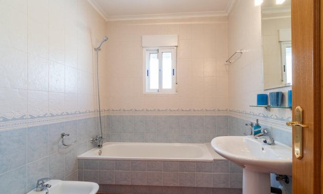 Resale - Townhouse -
Orihuela Costa - Villamartin