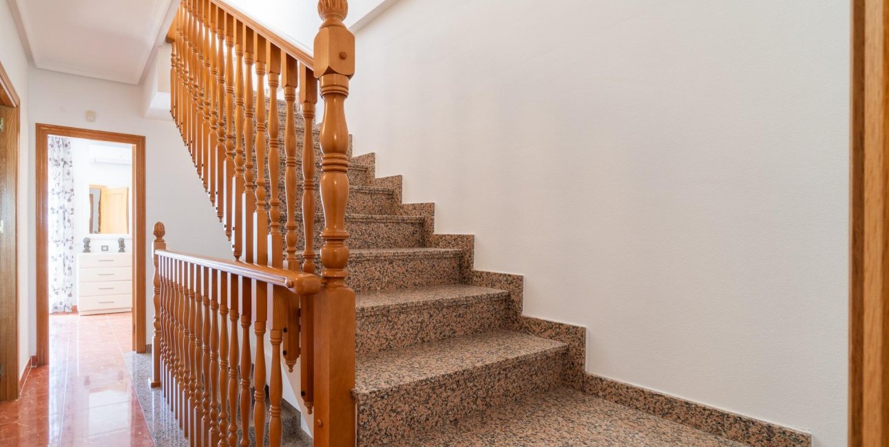 Resale - Townhouse -
Orihuela Costa - Villamartin