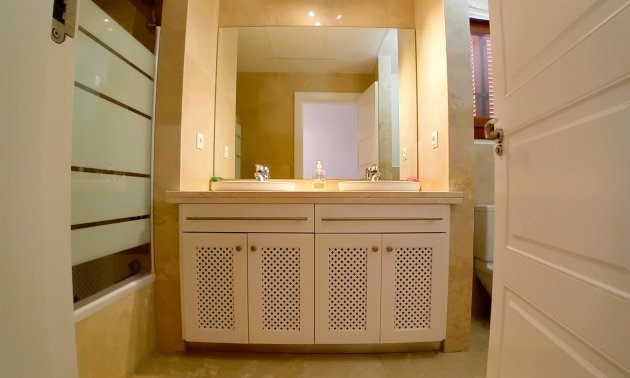 Resale - Villa -
El Valle Golf Resort - El Valle Golf Resort - Centre