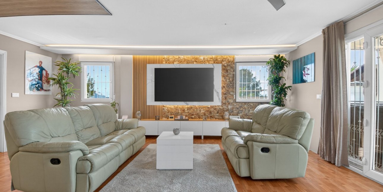 Rynek wtórny - Dom  -
Albatera - Albatera - Country