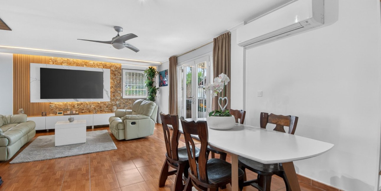 Rynek wtórny - Dom  -
Albatera - Albatera - Country