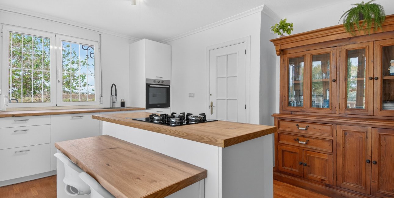 Rynek wtórny - Dom  -
Albatera - Albatera - Country