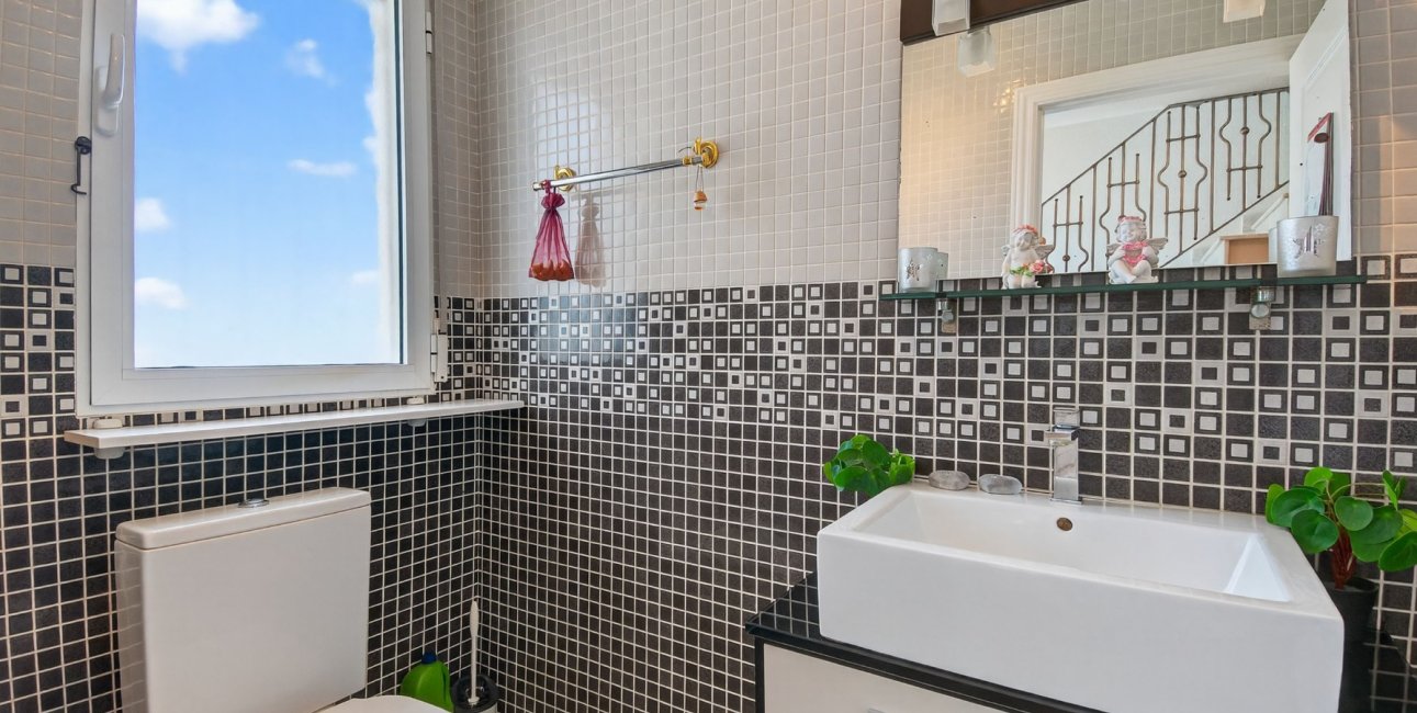 Rynek wtórny - Dom  -
Albatera - Albatera - Country