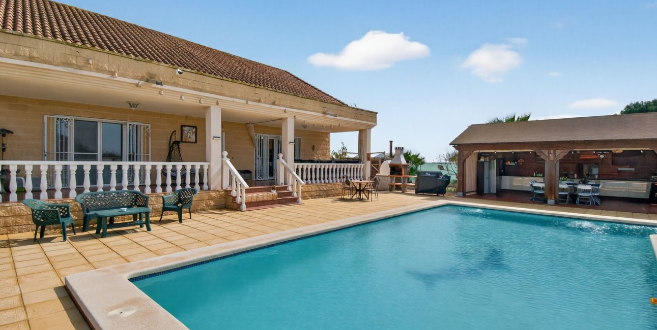 Rynek wtórny - Dom  -
Albatera - Albatera - Country