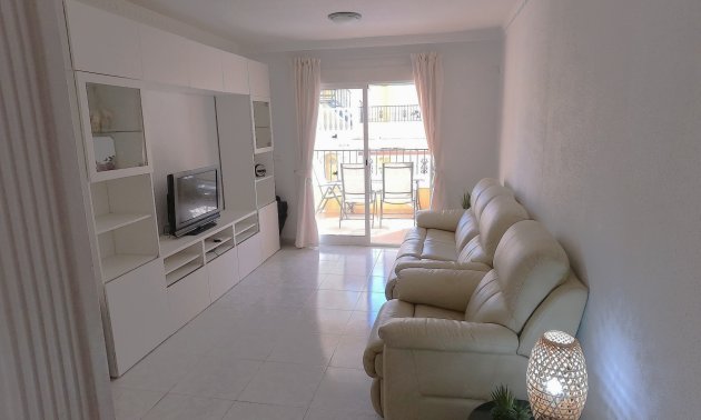 Resale - Apartment / flat -
Algorfa - Algorfa - Village
