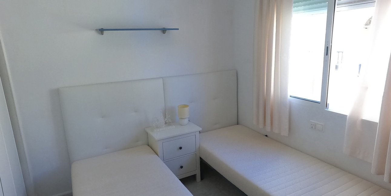Resale - Apartment / flat -
Algorfa - Algorfa - Village