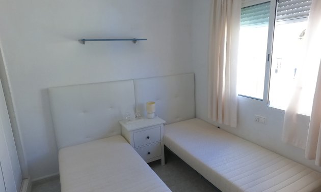 Resale - Apartment / flat -
Algorfa - Algorfa - Village