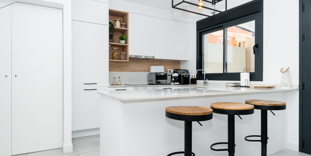 Reventa - Villa -
Los Montesinos - La Herrada