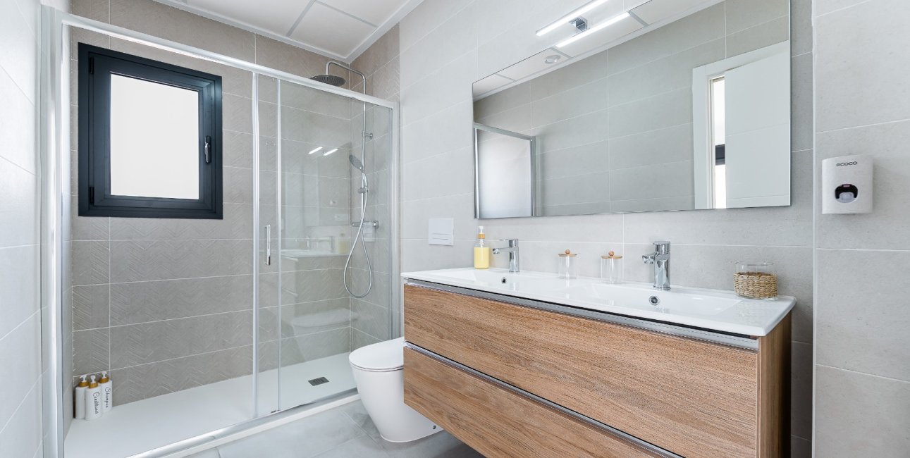 Reventa - Villa -
Los Montesinos - La Herrada