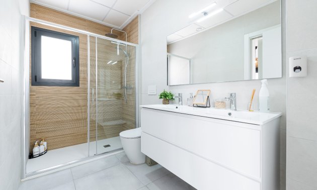 Reventa - Villa -
Los Montesinos - La Herrada