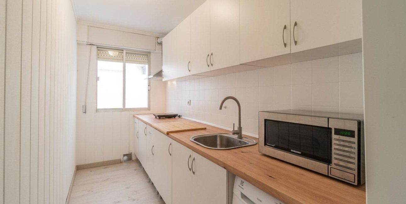 Resale - Apartment / flat -
Torrevieja - Punta prima