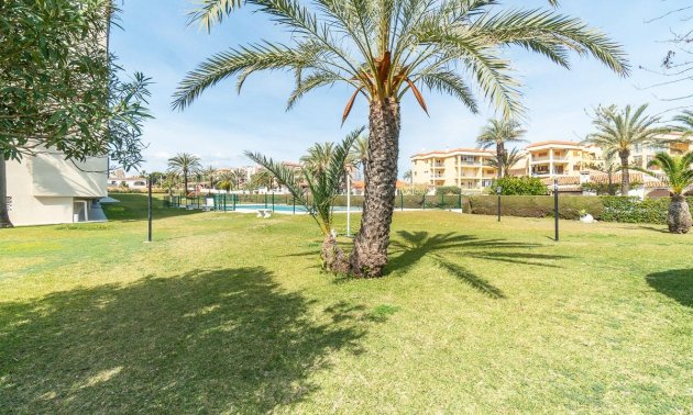 Resale - Apartment / flat -
Torrevieja - Punta prima