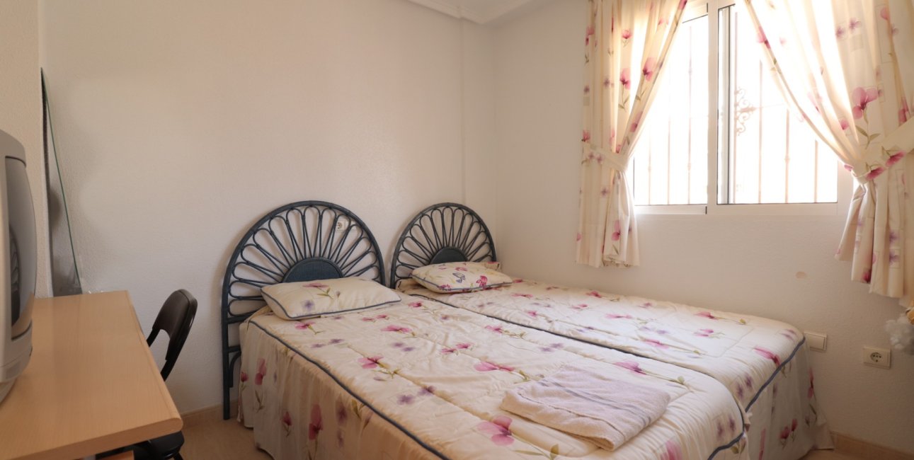 Resale - Townhouse -
Ciudad Quesada - Lo Marabu