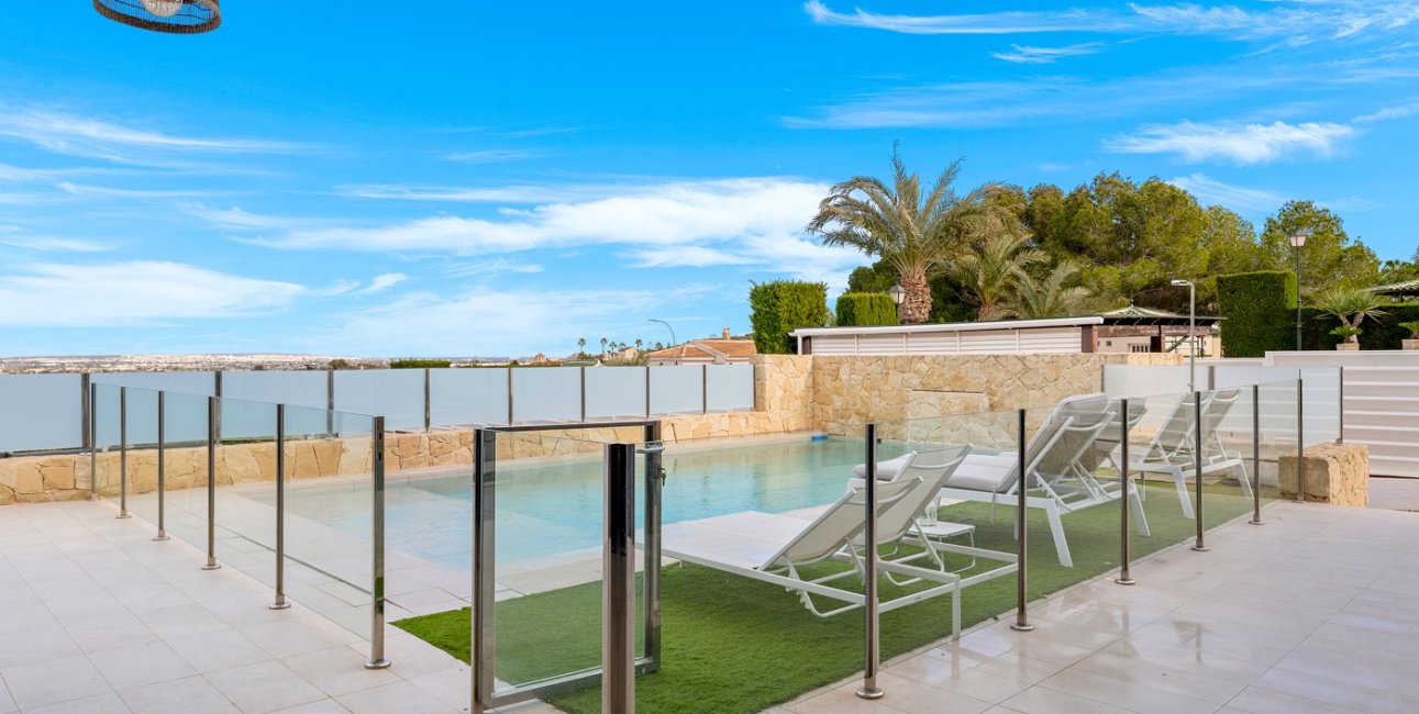 Resale - Villa -
Algorfa - Lomas de La Juliana