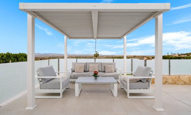 Resale - Villa -
Algorfa - Lomas de La Juliana