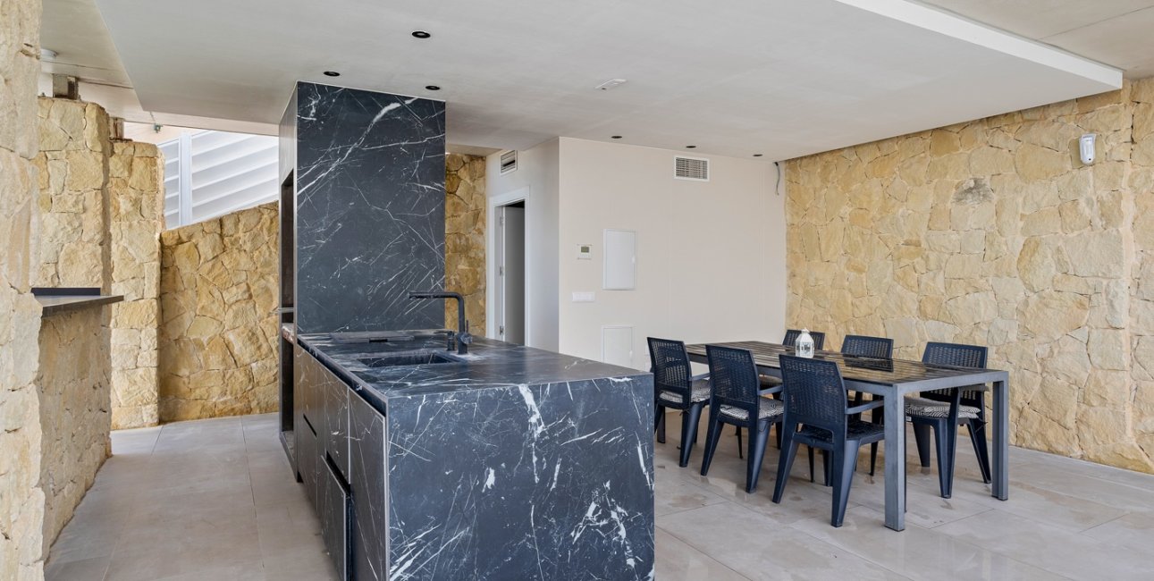 Resale - Villa -
Algorfa - Lomas de La Juliana