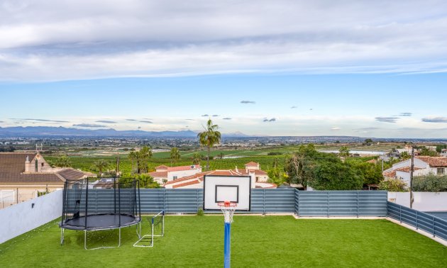 Resale - Villa -
Algorfa - Lomas de La Juliana