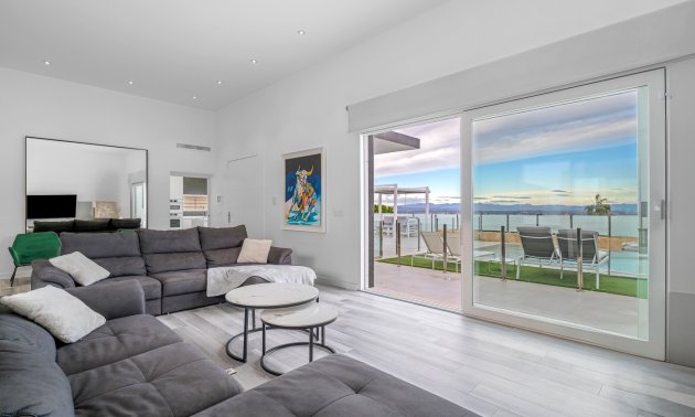 Resale - Villa -
Algorfa - Lomas de La Juliana