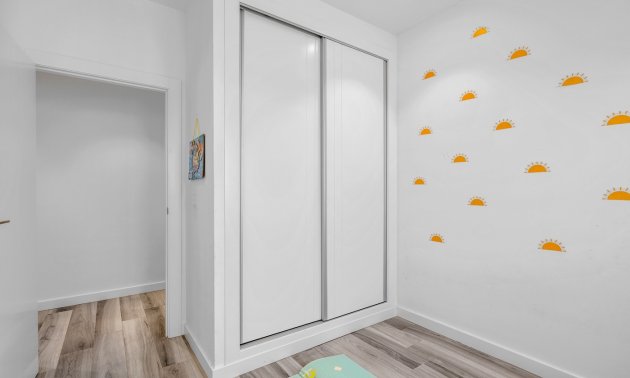 Resale - Villa -
Algorfa - Lomas de La Juliana