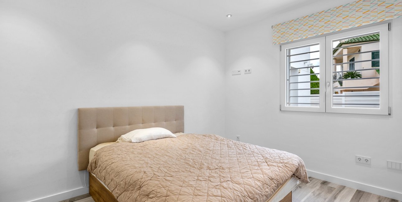 Resale - Villa -
Algorfa - Lomas de La Juliana