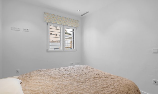 Resale - Villa -
Algorfa - Lomas de La Juliana