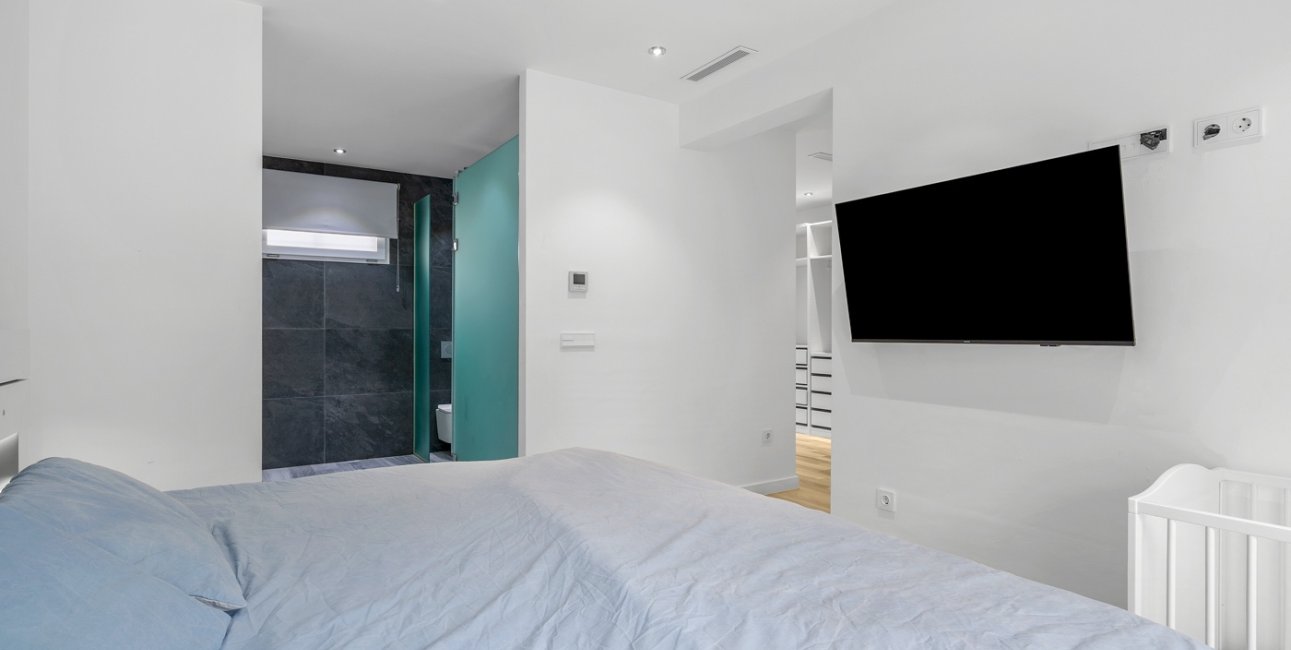 Resale - Villa -
Algorfa - Lomas de La Juliana