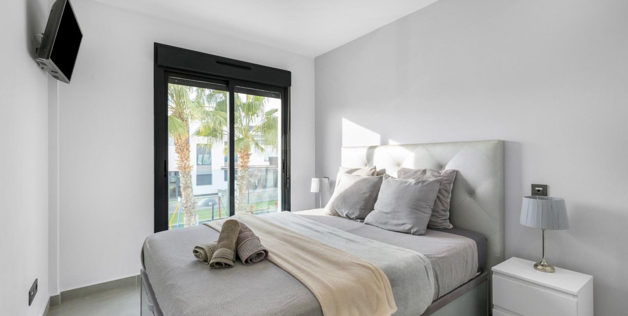 Resale - Bungalow -
Torrevieja - Los Balcones - Los Altos del Edén