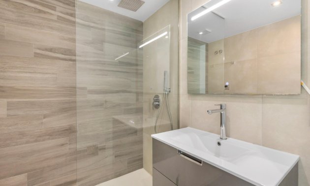 Resale - Bungalow -
Torrevieja - Los Balcones - Los Altos del Edén