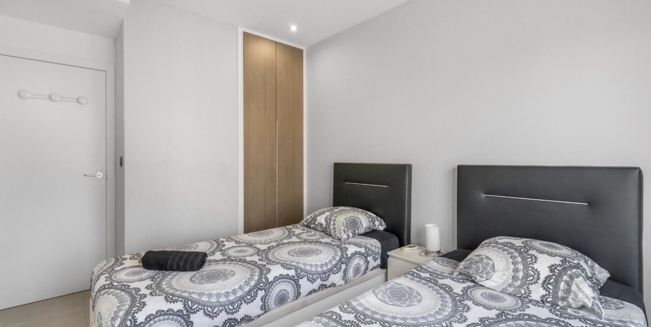 Resale - Bungalow -
Torrevieja - Los Balcones - Los Altos del Edén