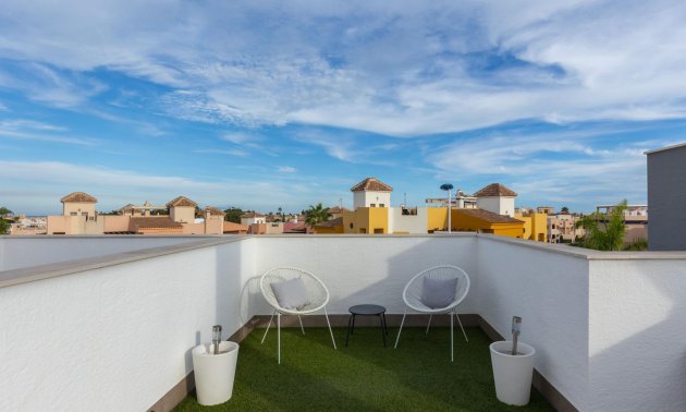 Resale - Bungalow -
Torrevieja - Los Balcones - Los Altos del Edén