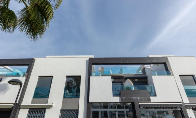 Resale - Bungalow -
Torrevieja - Los Balcones - Los Altos del Edén