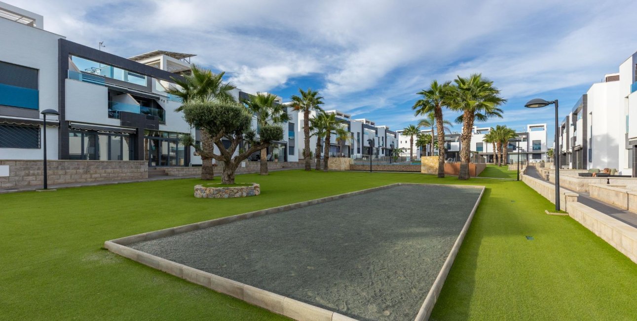 Resale - Bungalow -
Torrevieja - Los Balcones - Los Altos del Edén