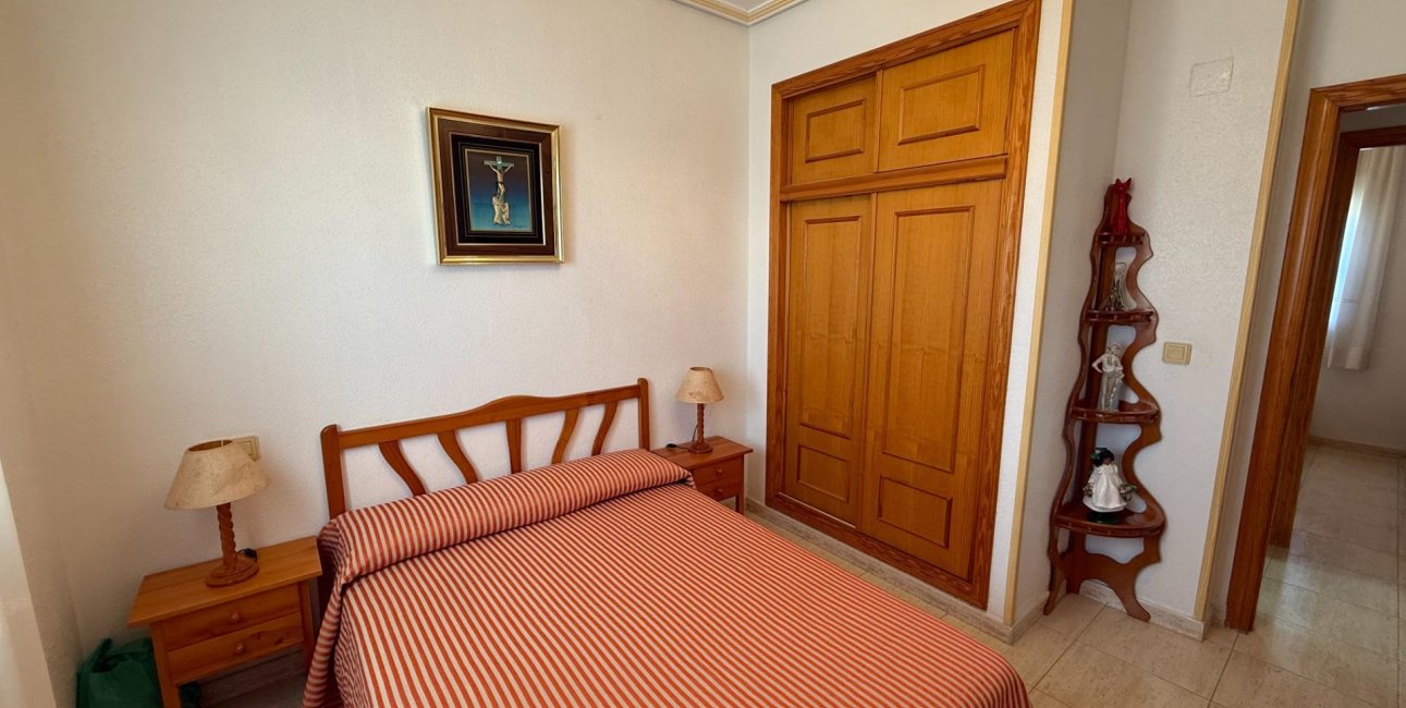 Resale - Bungalow -
Torrevieja - Aguas Nuevas