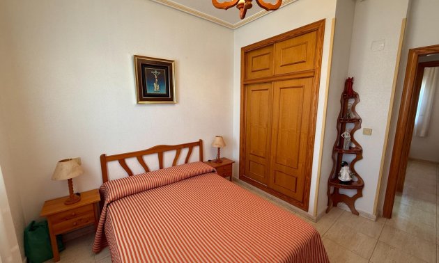 Resale - Bungalow -
Torrevieja - Aguas Nuevas