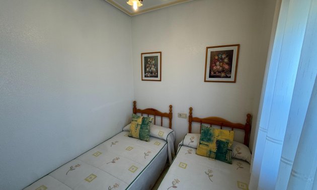 Resale - Bungalow -
Torrevieja - Aguas Nuevas