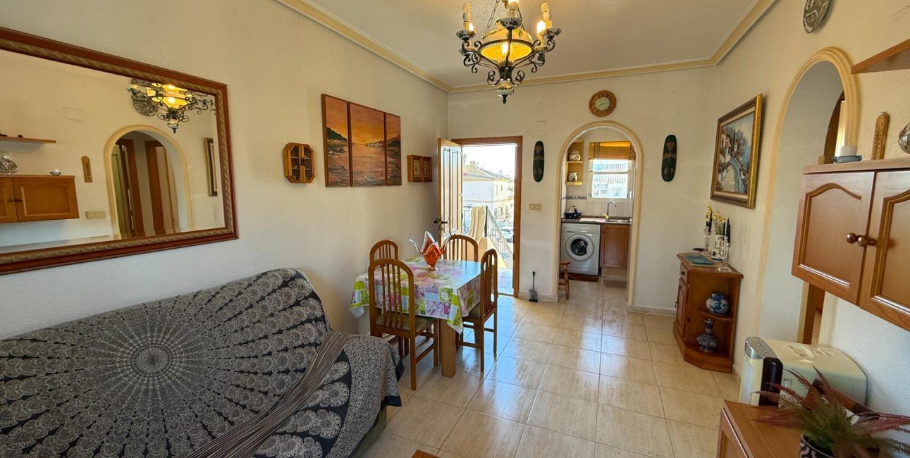 Resale - Bungalow -
Torrevieja - Aguas Nuevas